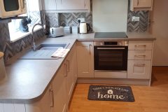 Classic Kitchen Tulley Cashmere with Pre Fabricated Work Surfaces and Radius Curved ends