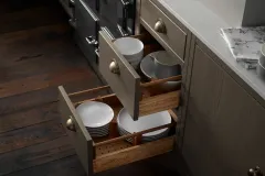 Harbury-Kitchen-Detail-3-pan-drawers-jpg